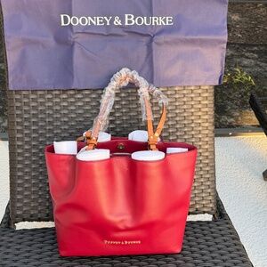 Dooney & Bourke City Flynn LJ044 Wine (Red) Shoulder Bag